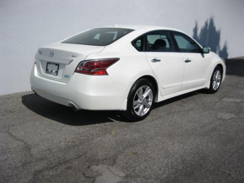 2014 nissan altima 2.5 sv