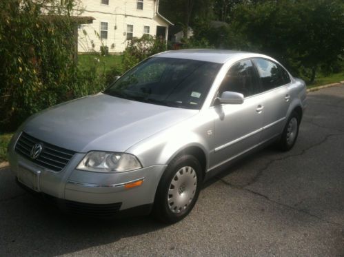 2004 volkswagen passat gl  4-door 1.8l- 1 owner-3 month warranty-no reserve