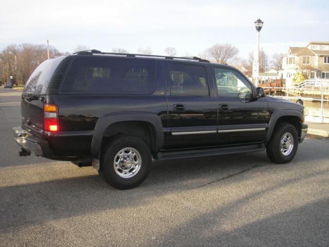 2004 - chevrolet suburban 2500