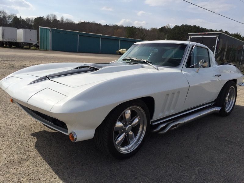 1966 chevrolet corvette stingray