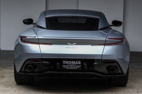 2021 aston martin db11 v8