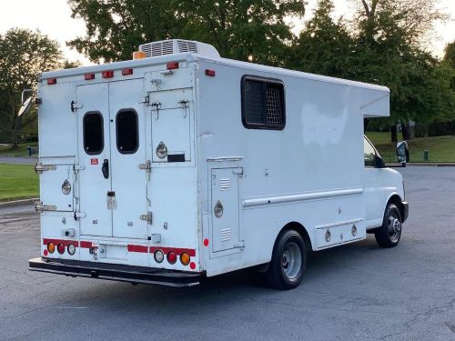 2007 gmc savana 3500 box truck 18k low miles runs like new no reserve