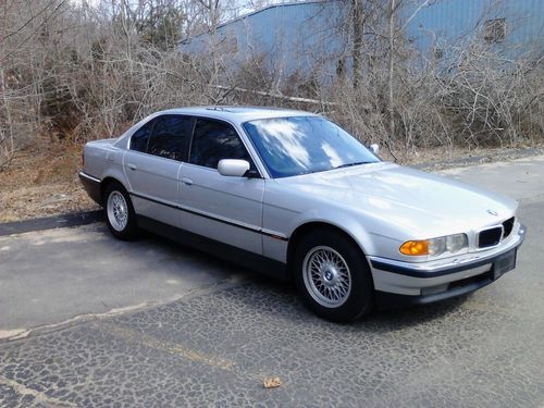 1999 bmw 740i base sedan 4-door 4.4l parts or fix