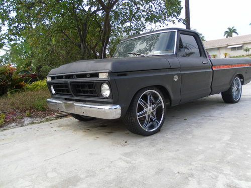 Ford f-150 1976 ratrod rat rod big block 390 v8 pick up