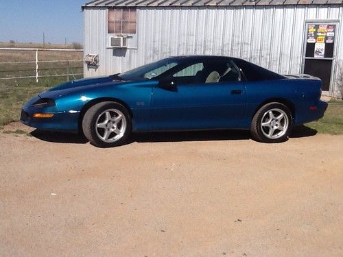 1996 chevrolet camaro z28 c 2-door 5.7l. limited edition