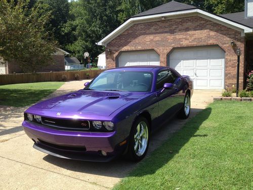 Dodge Challenger srt Purple