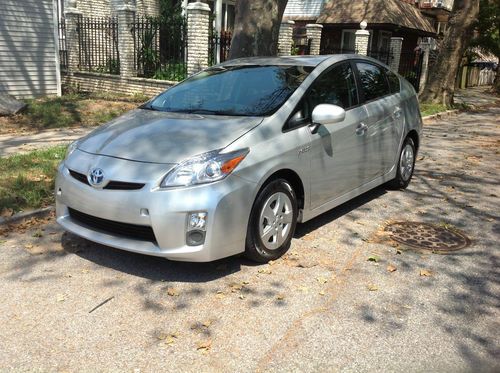 2010 toyota prius base hatchback 4-door 1.8l