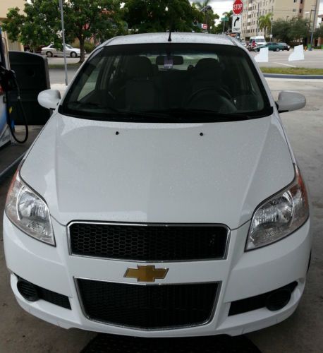 Chevrolet aveo5 ls 4 door