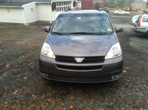 2004 toyota sienna xle limited mini passenger van 5-door 3.3l