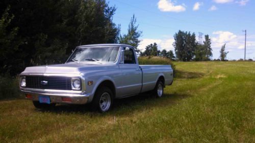 1972 collector chevy cheyenne truck