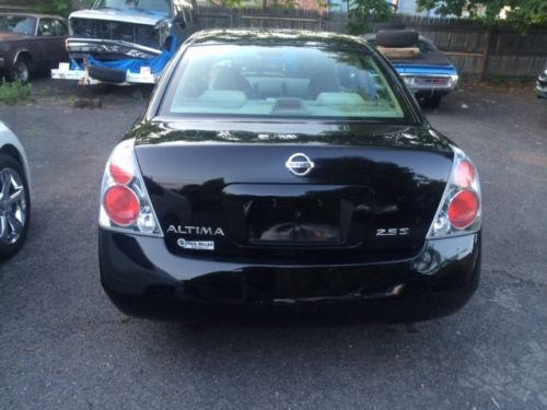 2006 nissan altima base sedan 4-door 2.5l