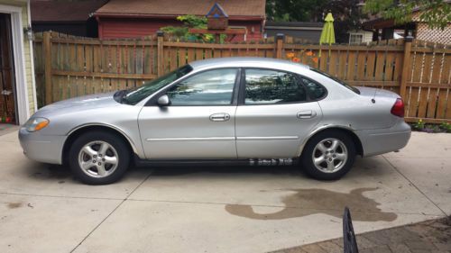 2002 ford taurus ses sedan 4-door 3.0l