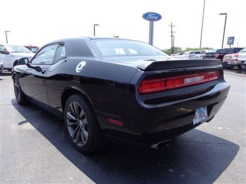 2014 dodge challenger srt8 core