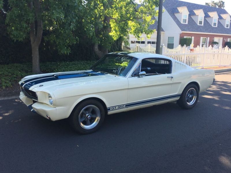 1965 ford mustang fastback