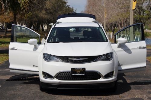 2020 chrysler pacifica touring l
