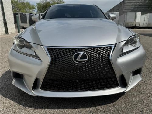 2016 lexus is luxury