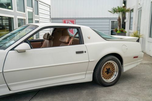 1990 pontiac firebird trans am gta