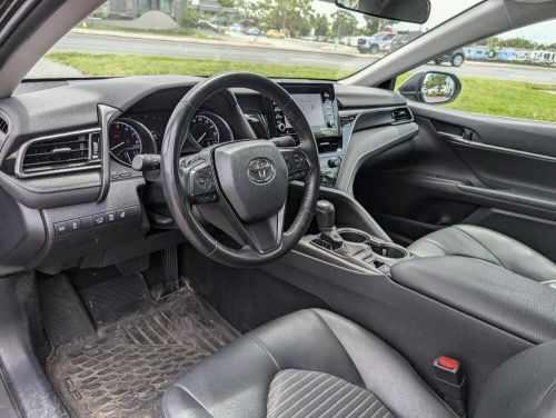 2022 toyota camry se