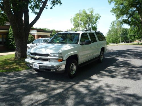 2005 cheverolet suburban 2500 lt 4wd