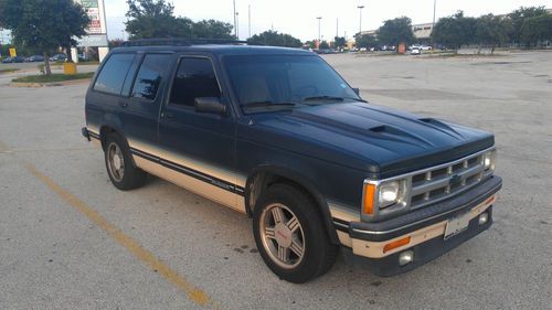 1994 chevrolet s10 blazer tahoe lt sport utility 4-door 4.3l