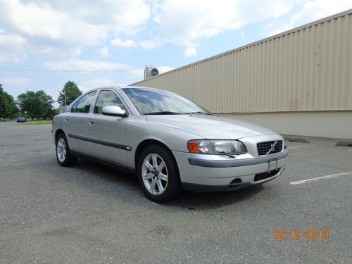 2001 volvo s60 2.4t sedan 4-door 2.4l clean well maintained