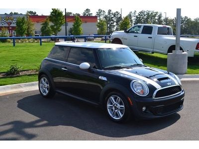 Base hatchback 1.6l cd mini navigation system convenience package sport package