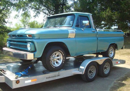 1966 chevrolet c10 custom cab swb fleetside pickup truck-nice wintertime project