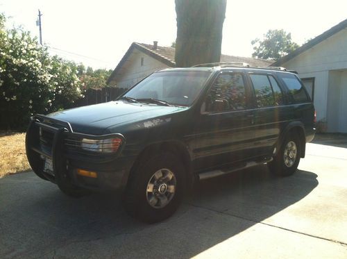 1997 nissan pathfinder se sport utility 4-door 3.3l