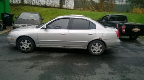 2001 hyundai elantra gls sedan 4-door 2.0l