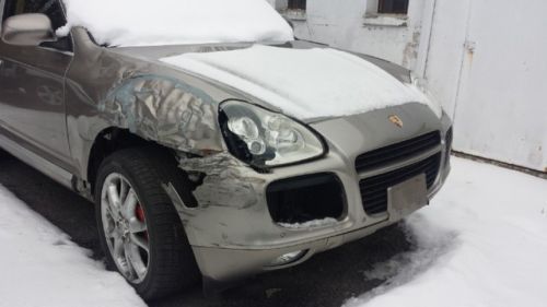 2004 porsche cayenne turbo navigation damaged easy fix make offers !!!!!