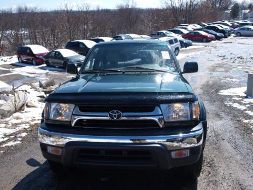 Green 4runner sr5 v6 3.4l automatic 4x4 tow hitch 2001 suv