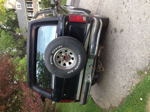 Ford bronco 1986 full size project but running!!!