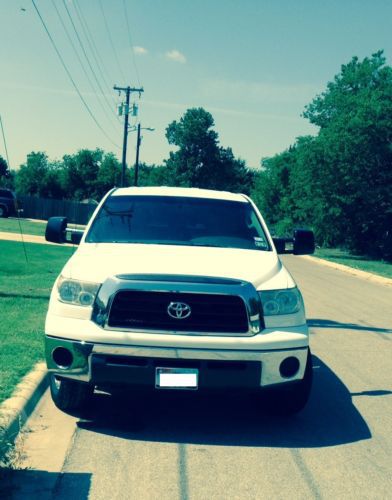 2008 toyota tundra sr5 crew cab pickup 4-door 5.7l