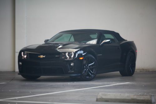 Mint 2013 chevrolet camaro zl1 fast, convertible, black, 6spd clean low mileage