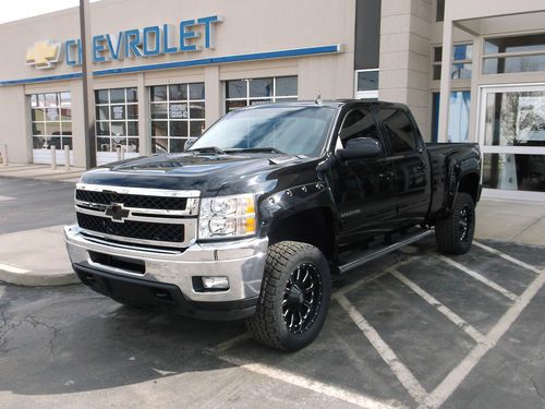 2012 chevrolet silverado 2500hd ltz 4wd crew cab duramax diesel lifted!!!!!