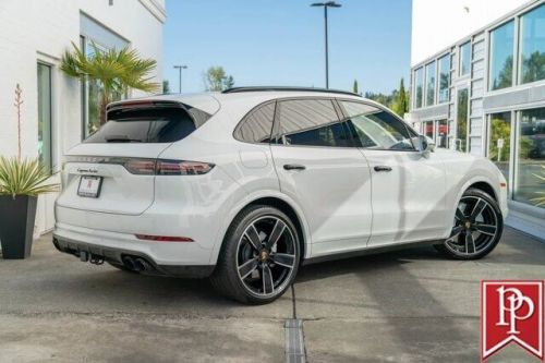 2021 porsche cayenne turbo