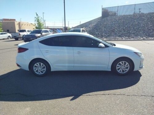 2020 hyundai elantra se