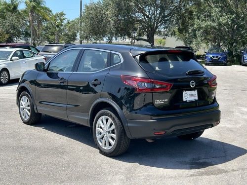 2022 nissan rogue s