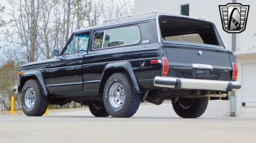 1982 jeep wagoneer laredo