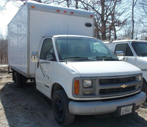 2000 chevrolet box van