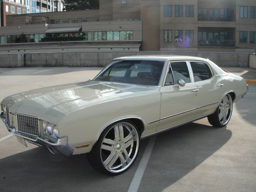 1972 oldmobile cutlass