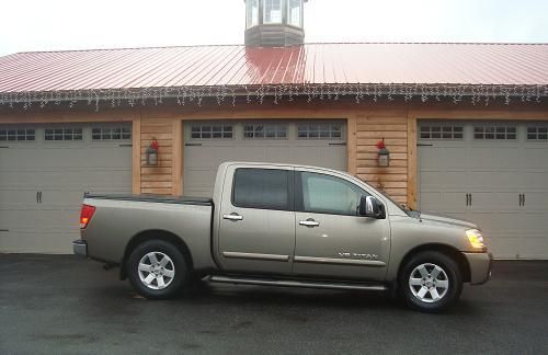 2007 nissan titan le crew cab pickup 4-door 5.6l