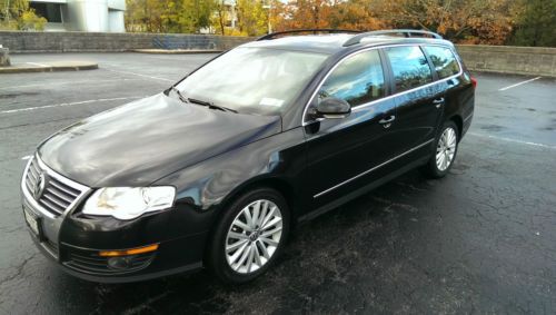 Lux wagon, 1-owner, clean title &amp; carfax, nav, ipod adapter, loaded!