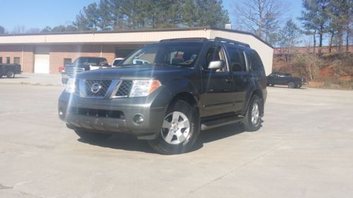 2005 nissan pathfinder se off-road sport utility 4-door 4.0l