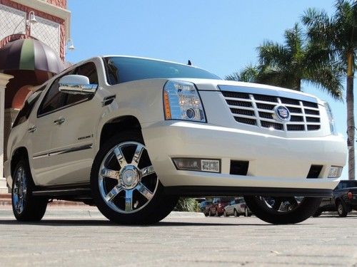 Florida 1 owner garage kept pearl white dvd navigation sunroof 22 wheels loaded