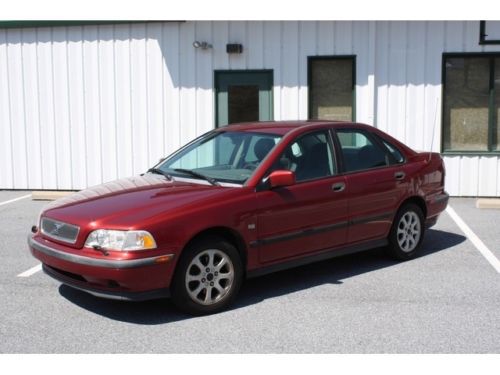 2000 00 volvo s40 automatic 4-door sedan leather cd cold a/c  non smoker