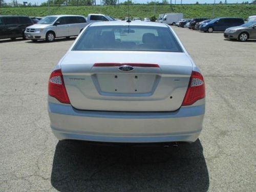 2011 ford fusion se