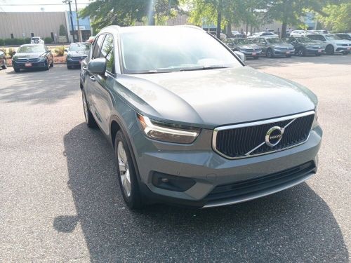 2021 volvo xc40 momentum