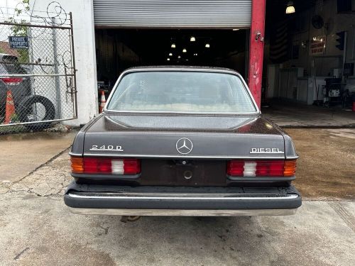 1981 mercedes-benz 200-series d