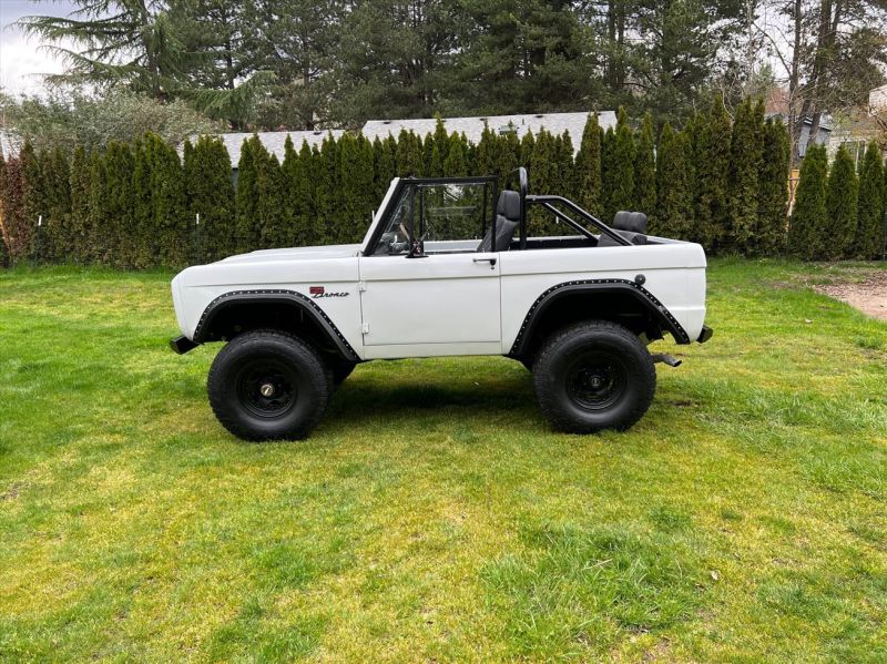 1966 ford bronco modified